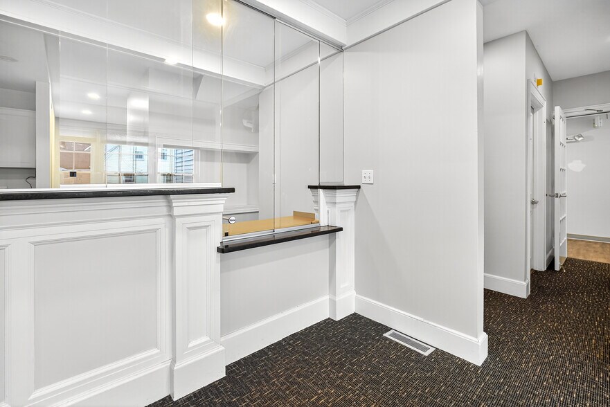 More Photos Of 93 Pond St, Sharon Medical For Sale