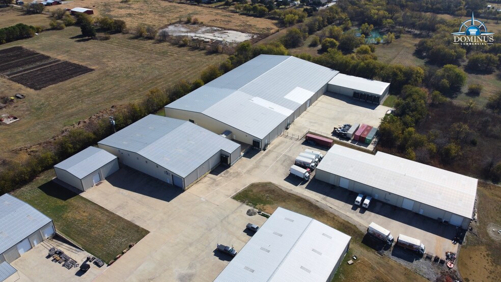 More Photos Of 370 English Trl, Venus Industrial For Sale