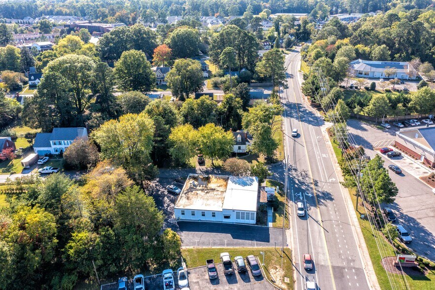 More Photos Of 645 Penniman Rd, Williamsburg Bank For Sale