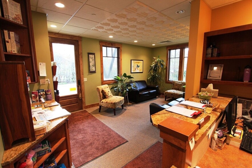 More Photos Of 320 E Broadway Ave, Jackson Office Residential For Sale