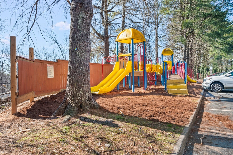 More Photos Of 81 Terry Ct, Collinsville Multifamily For Sale