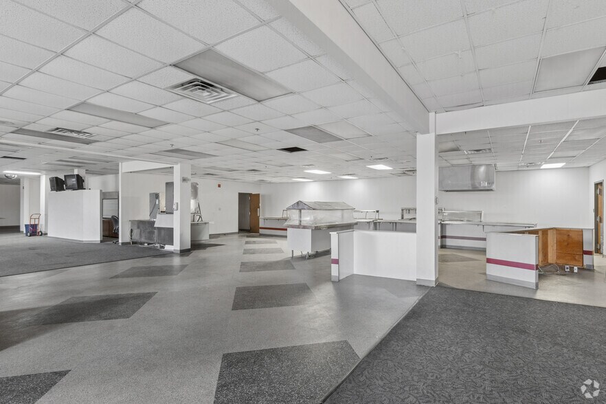 More Photos Of 2701 S Johnson St, San Angelo Industrial For Sale
