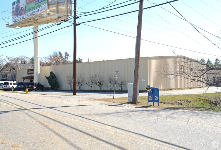 More Photos Of 1900 A Northside Industrial Blvd, Columbus Warehouse For Lease