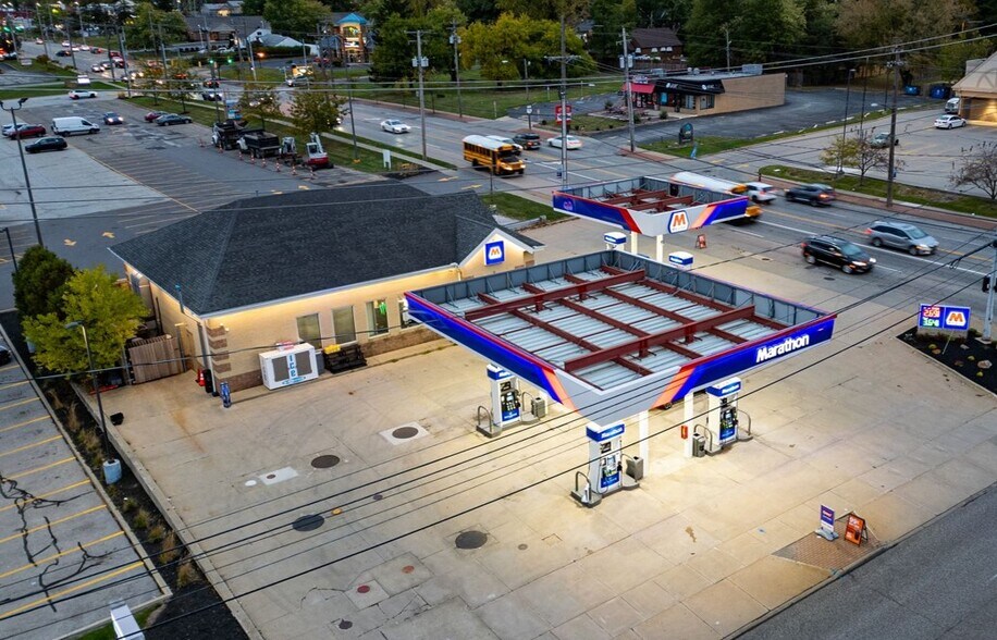 More Photos Of 7498 Broadview Rd, Parma Convenience Store For Sale