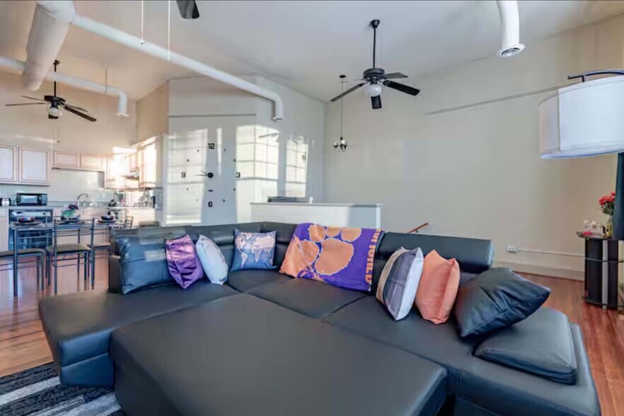 More Photos Of 304 Church St, Central Apartments For Sale