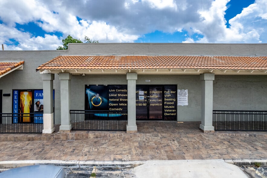 More Photos Of 4429-4455 Walzem Rd, San Antonio General Retail For Lease