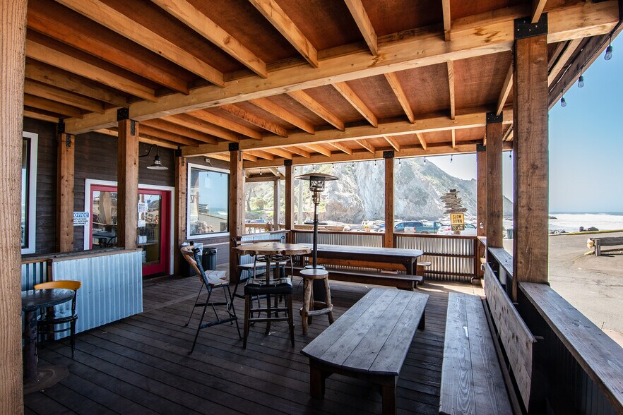More Photos Of 810 Port Road, Point Arena Restaurant For Sale