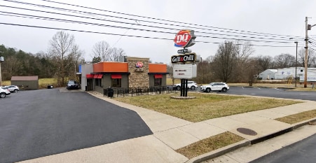 Primary Photo Of 817 S Main St, Brownsville Fast Food For Sale