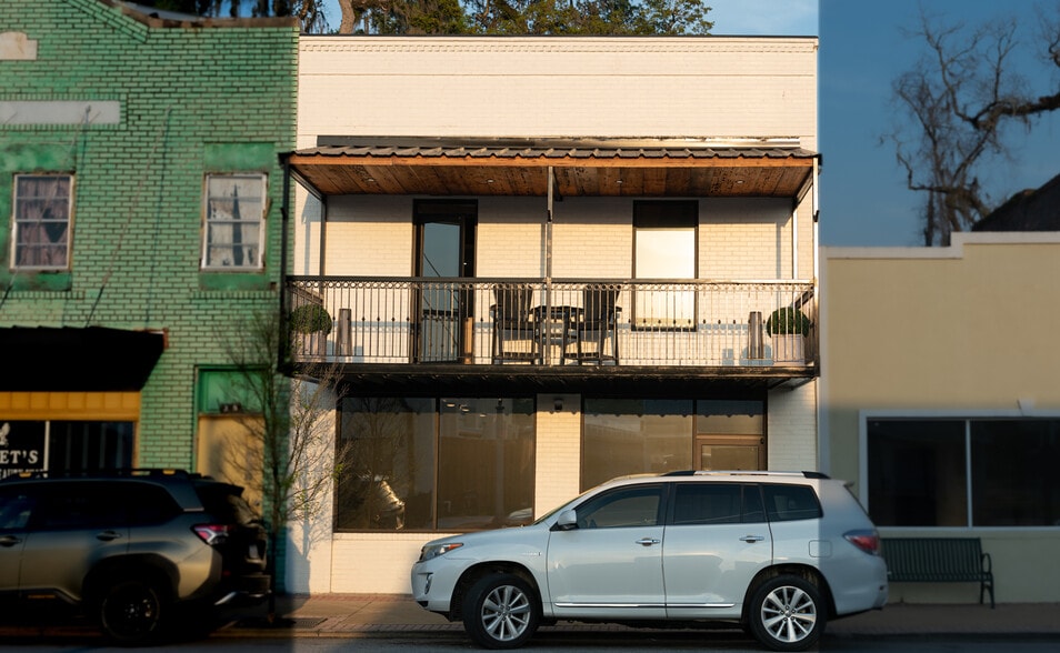 More Photos Of 344 N Broad St, Bainbridge Restaurant For Sale