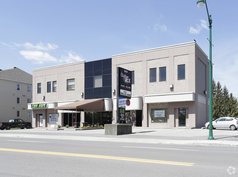 More Photos Of 1011 Rue Notre-Dame, Repentigny Storefront Retail Office For Lease