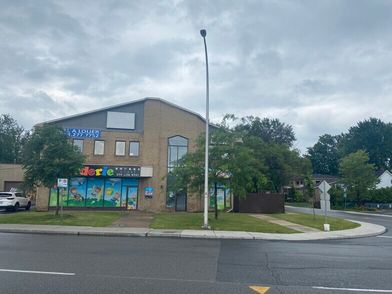 More Photos Of 2350-2352 Ch Herron, Dorval Office For Lease