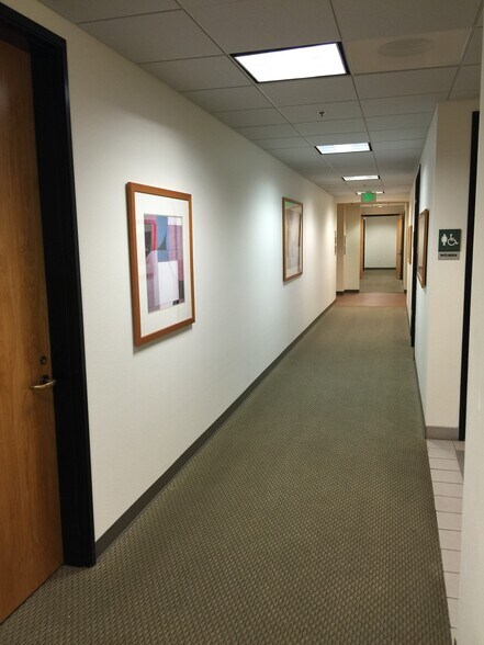 More Photos Of 440 S Melrose Dr, Vista Office For Sale