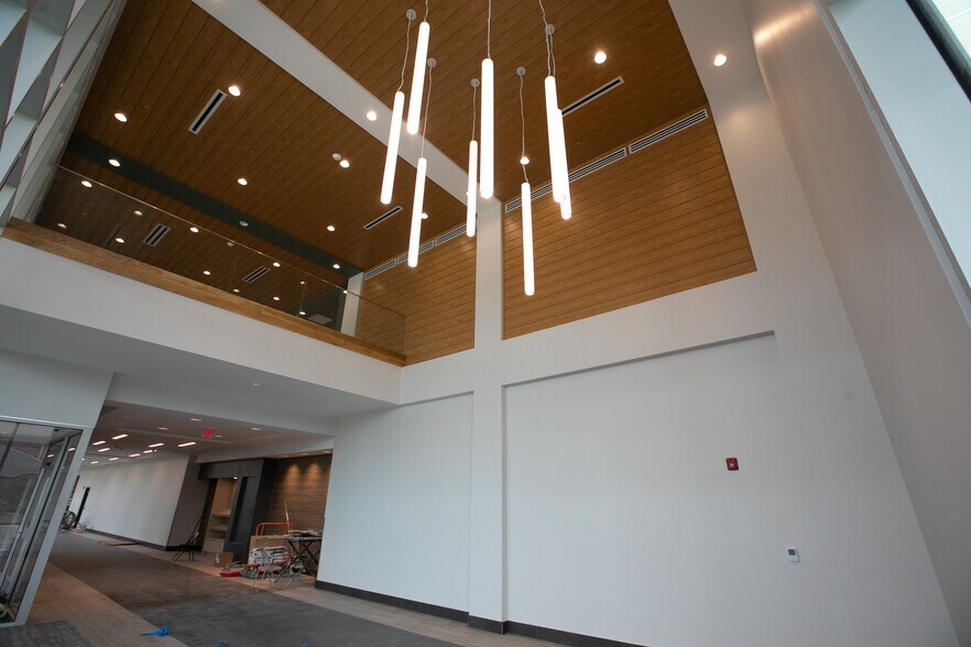 More Photos Of 1425 E Glendale Blvd., Valparaiso Healthcare For Lease