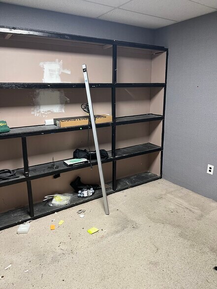 More Photos Of 1921 Savannah Hwy, Charleston Storefront Retail Office For Lease