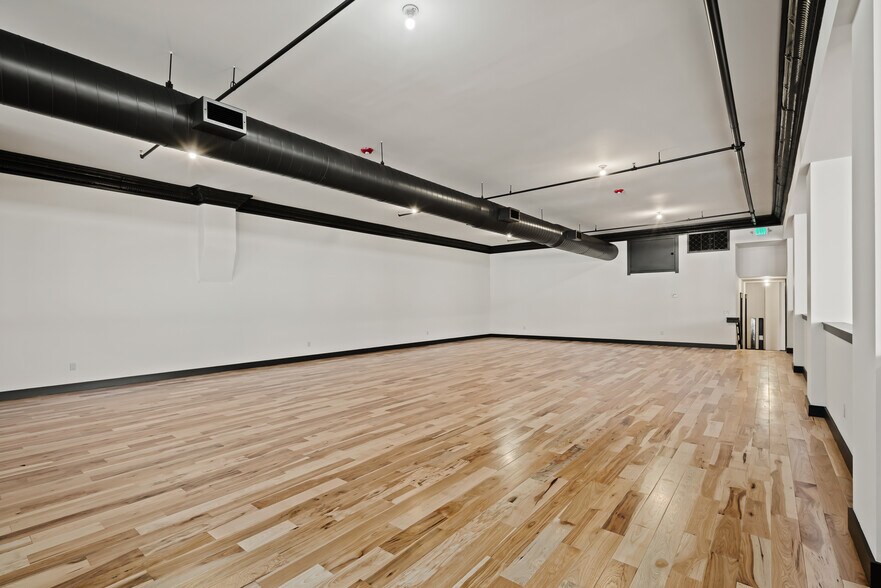 More Photos Of 103-116 W 3rd Ave, Ellensburg Restaurant For Lease