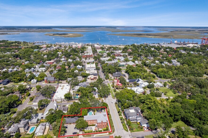 More Photos Of 914 Atlantic Ave, Fernandina Beach Hotel For Sale