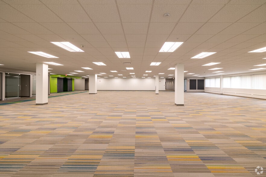 More Photos Of 14 Central Park Dr, Hooksett Medical For Lease