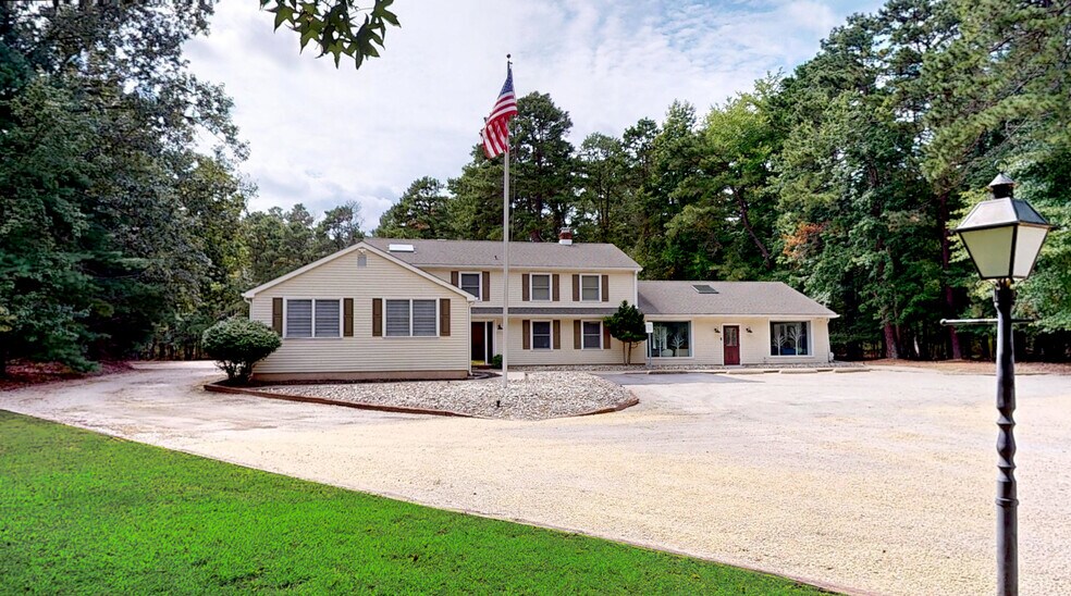 More Photos Of 172 Tuckerton Rd, Medford Office For Sale