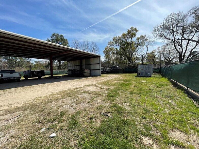 More Photos Of 3443 Pinemont Dr, Houston Land For Lease
