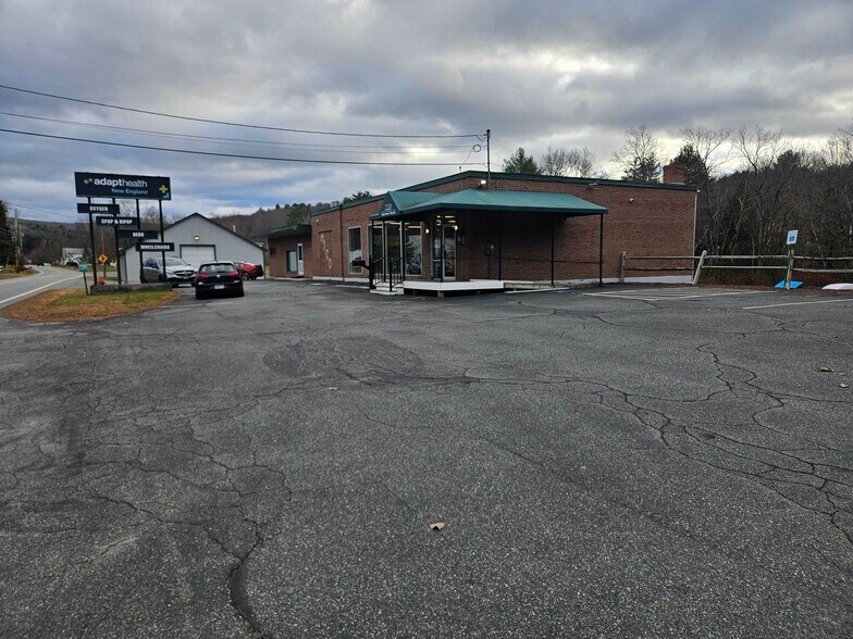 More Photos Of 240 Meriden Rd, Lebanon Flex For Sale