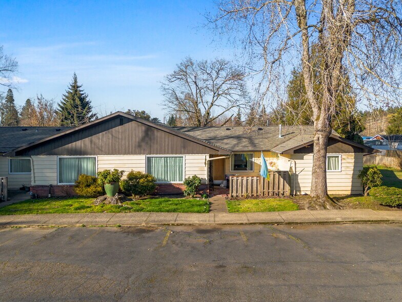 More Photos Of 1801-1886 A St, Salem Apartments For Sale