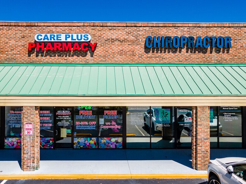 More Photos Of 33821-33983 US Highway 19 N, Palm Harbor Unknown For Lease