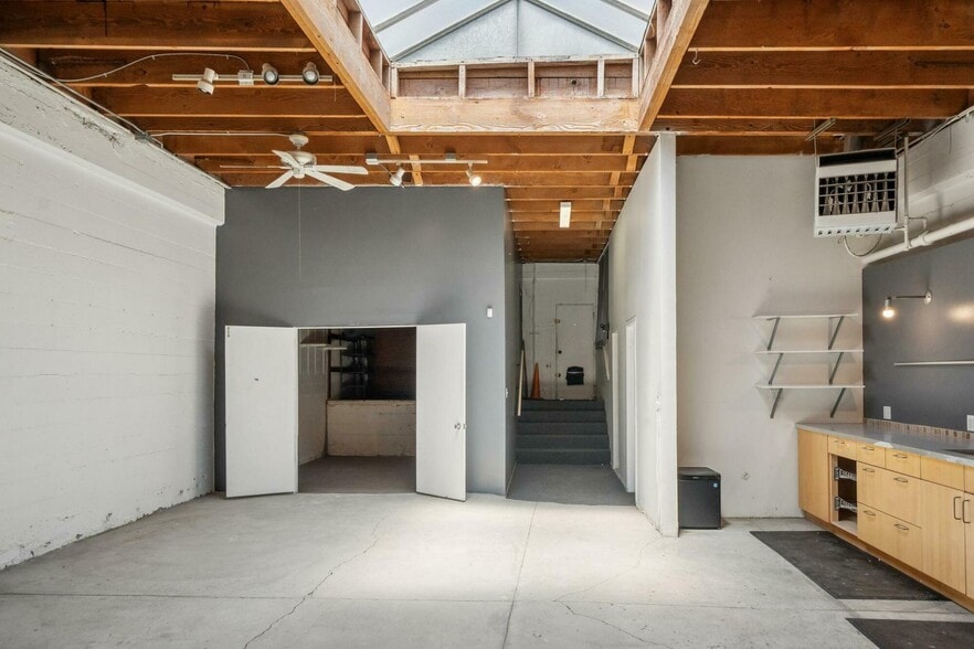 More Photos Of 237 Clara St, San Francisco Office For Sale