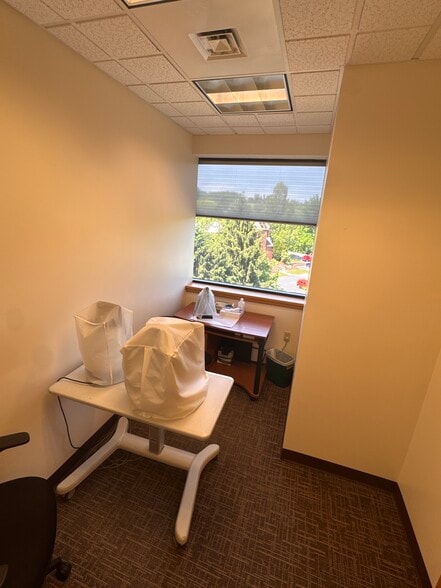 More Photos Of 1611 Pond Rd, Allentown Medical For Sale