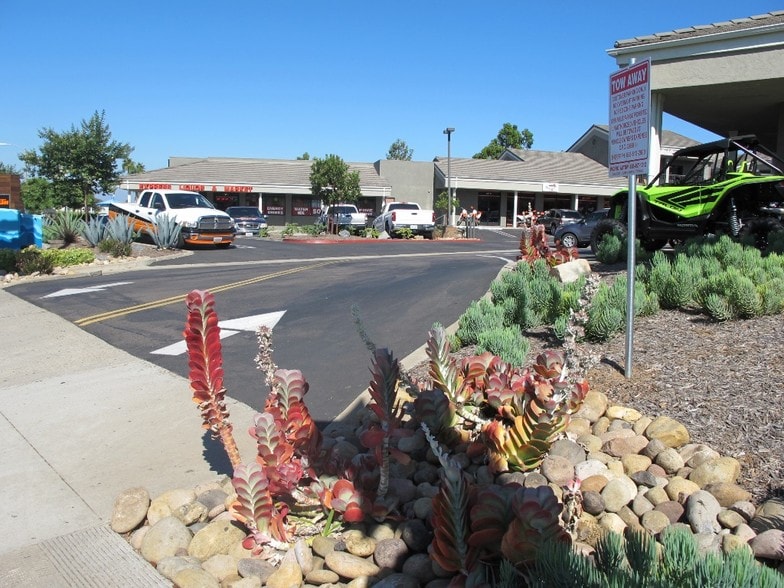 More Photos Of 14168 Poway Rd, Poway Unknown For Lease