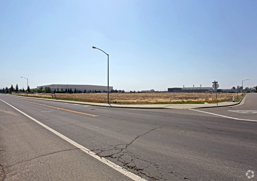 More Photos Of 500 Vaughn Rd, Dixon Land For Sale