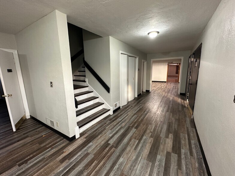 More Photos Of 1099 Queen Ave SW, Albany Religious Facility For Sale