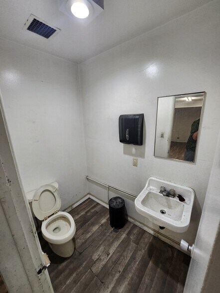 More Photos Of 14404 Gramercy Pl, Gardena Warehouse For Lease