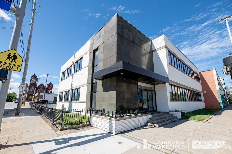More Photos Of 2930 Euclid Ave, Cleveland Office For Lease