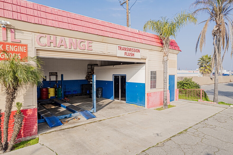 More Photos Of 1407 High St, Delano Carwash For Lease