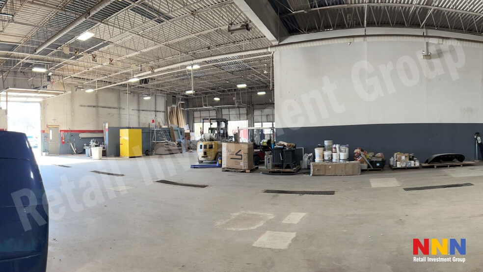 More Photos Of 2175 E New York St, Aurora Auto Dealership For Sale