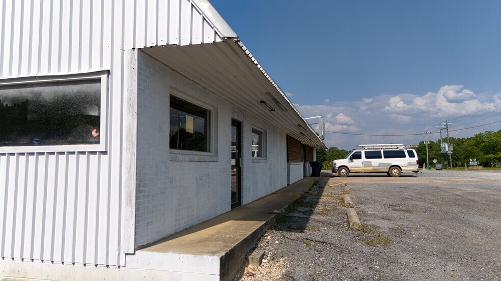 More Photos Of 8123 AL-9, Cedar Bluff Specialty For Sale