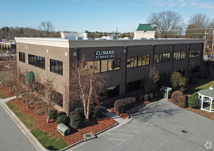More Photos Of 1400 Eastchester Dr, High Point Office For Sale