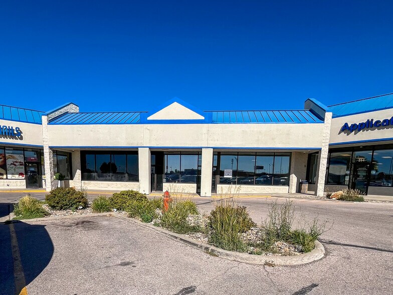 More Photos Of 2255 N Haines Ave, Rapid City Storefront For Lease