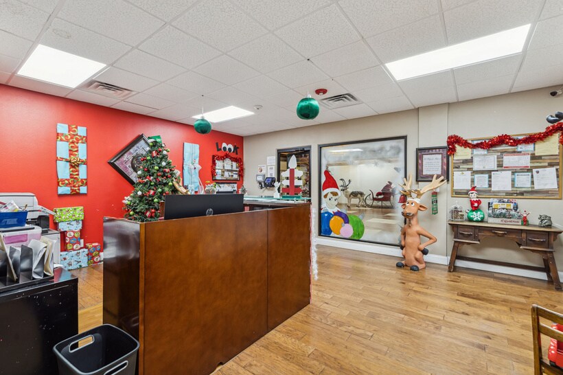 More Photos Of 1751 N Walnut Creek Dr, Mansfield Schools For Sale