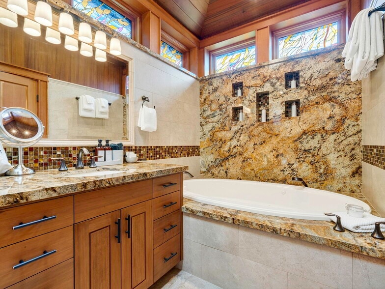 More Photos Of 5920 CA-1, Elk Hotel For Sale