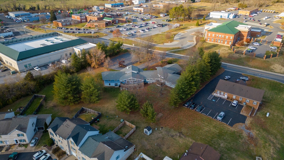 More Photos Of 218 Mill Rd, Woodstock Congregate Senior Housing For Sale
