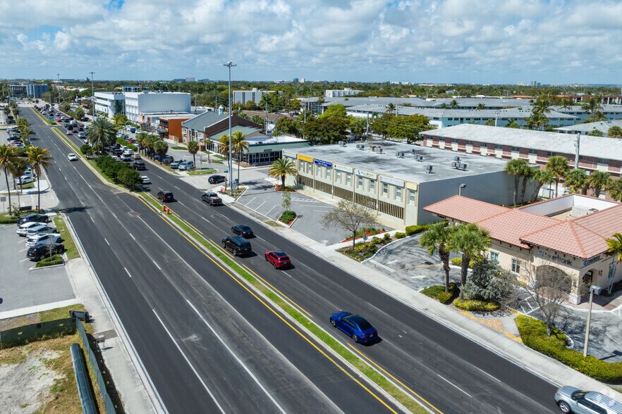 More Photos Of 2501 E Commercial Blvd, Fort Lauderdale Medical For Lease