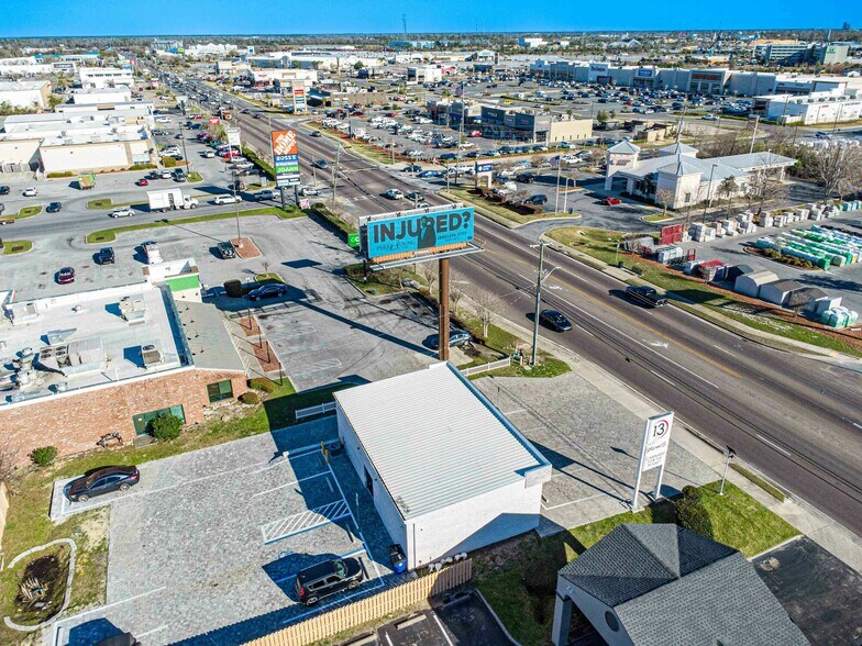 More Photos Of 309 E 23rd St, Panama City Storefront For Sale