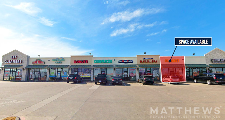 Primary Photo Of 7800-7836 Crowley Rd, Fort Worth General Retail For Lease