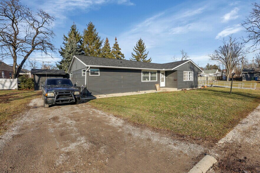 More Photos Of 12-35 Grove Ct, Marysville Apartments For Sale