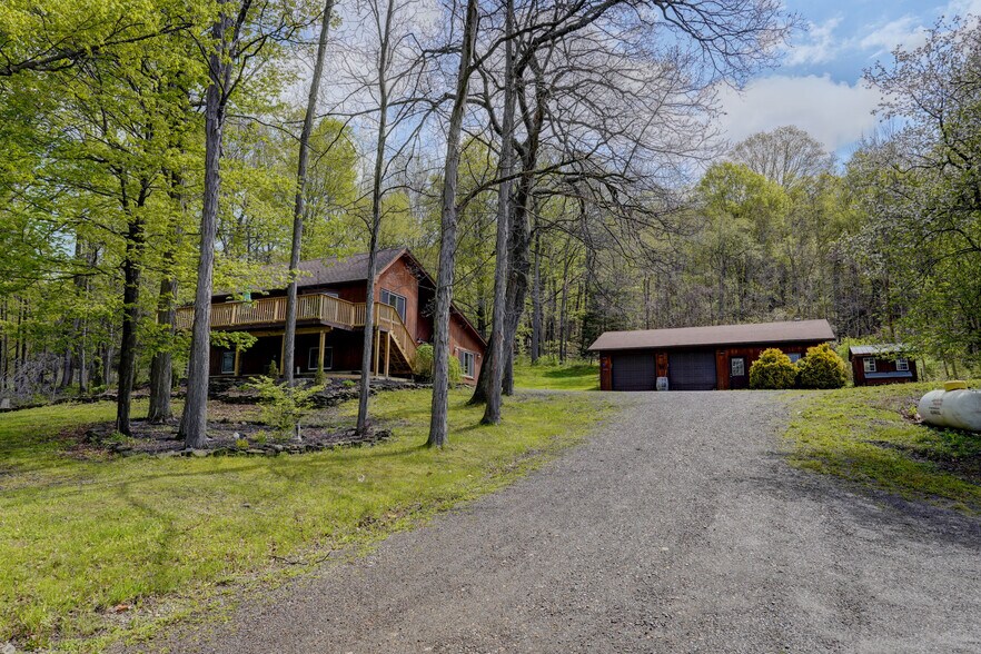 More Photos Of 5685 County Road 33, Canandaigua Specialty For Sale