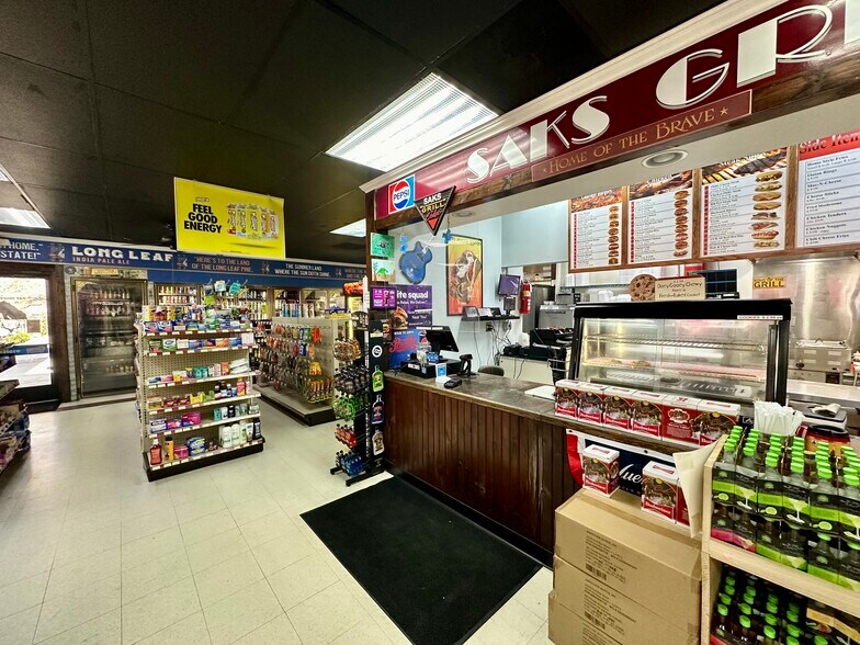 More Photos Of 450 E King St, Boone Service Station For Sale