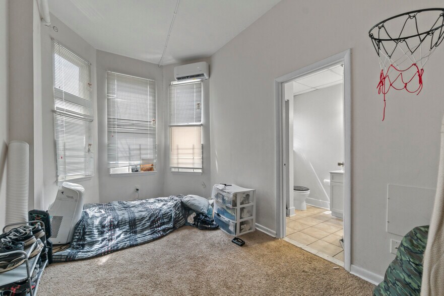 More Photos Of 1816 Saint Paul St, Baltimore Multifamily For Sale