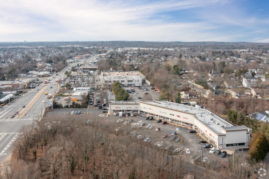 More Photos Of 621 Jericho Tpke, Syosset Unknown For Lease
