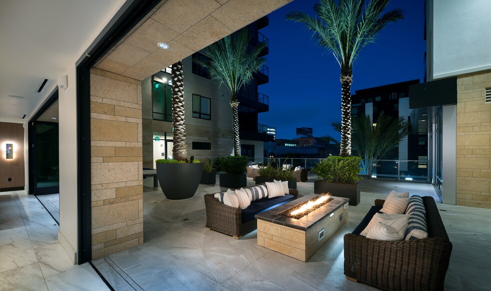 More Photos Of 2450 Valdez St, Oakland Apartments For Lease